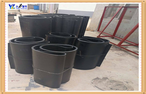 除鐵器皮帶，甘肅除鐵器皮帶卸鐵刮板的作用調(diào)整方法_甘肅除鐵器皮帶卸鐵刮板的作用跑偏原因及如何調(diào)_刮板價格