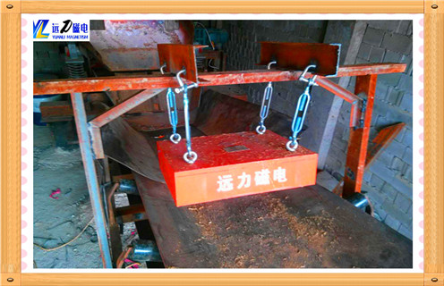 永磁自卸式除鐵器，江西永磁自卸除鐵器多少錢_內(nèi)部磁塊安裝方法_江西永磁自卸除鐵器多少錢原理型號價(jià)格
