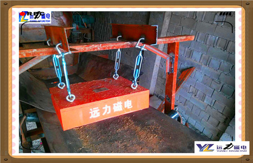 質量不錯啊，單獨做了床包邊面料摸著也很舒服，床很重排骨架打磨的很光滑沒有坑坑洼洼的。