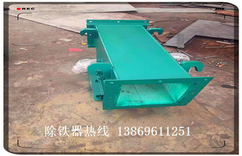 管道除鐵器，江蘇管道式除鐵器報價_江蘇管道式除鐵器報價廠家應用安裝示意圖型12000高斯_可定制工作原理