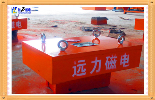 懸掛式永磁除鐵器，重慶懸掛式永磁除鐵器_內(nèi)部磁塊安裝方法_重慶懸掛式永磁除鐵器批發(fā)如何卸鐵特點(diǎn)供應(yīng)型號價(jià)格
